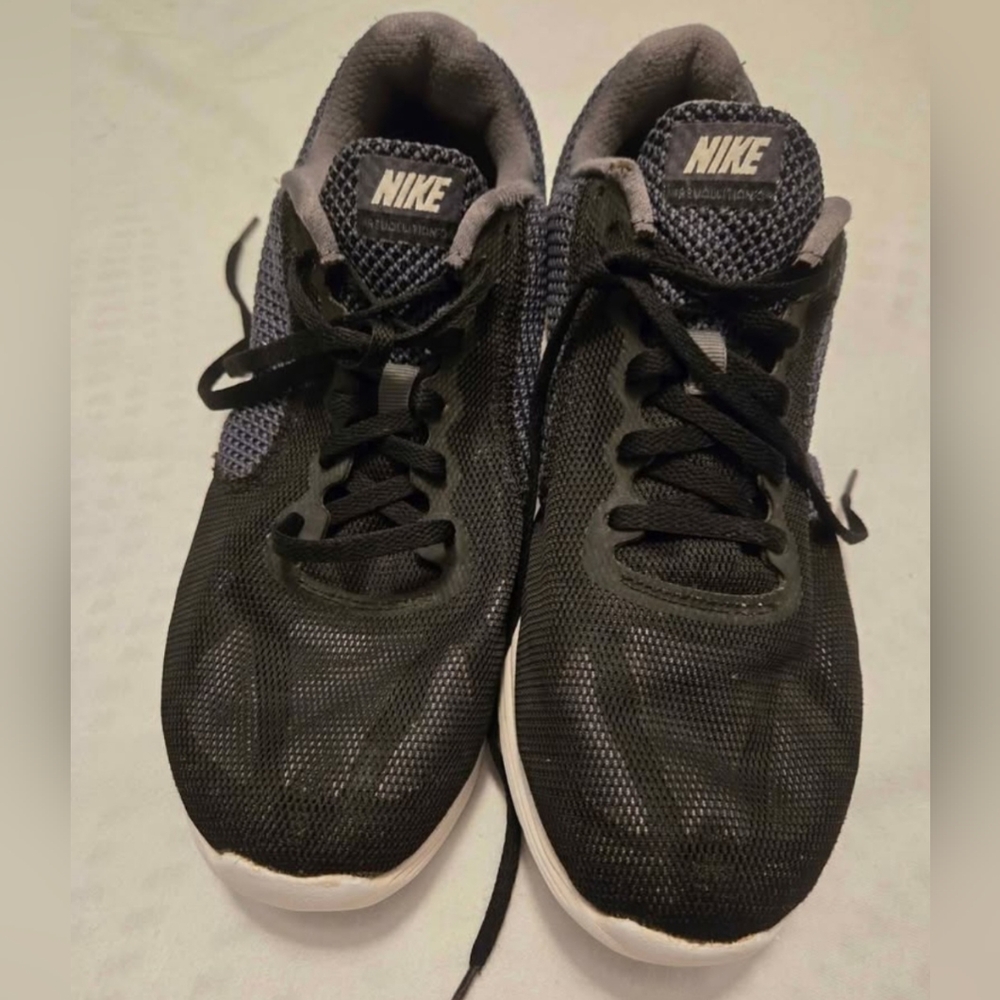 Nike Black and Gray Athletic Shoes